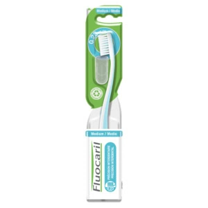 fluocaril brosse a dent medium precision interdentaire