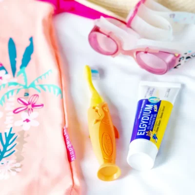 Elgydium shark kids brosse a dents souple 2/6 ans maparatunisie