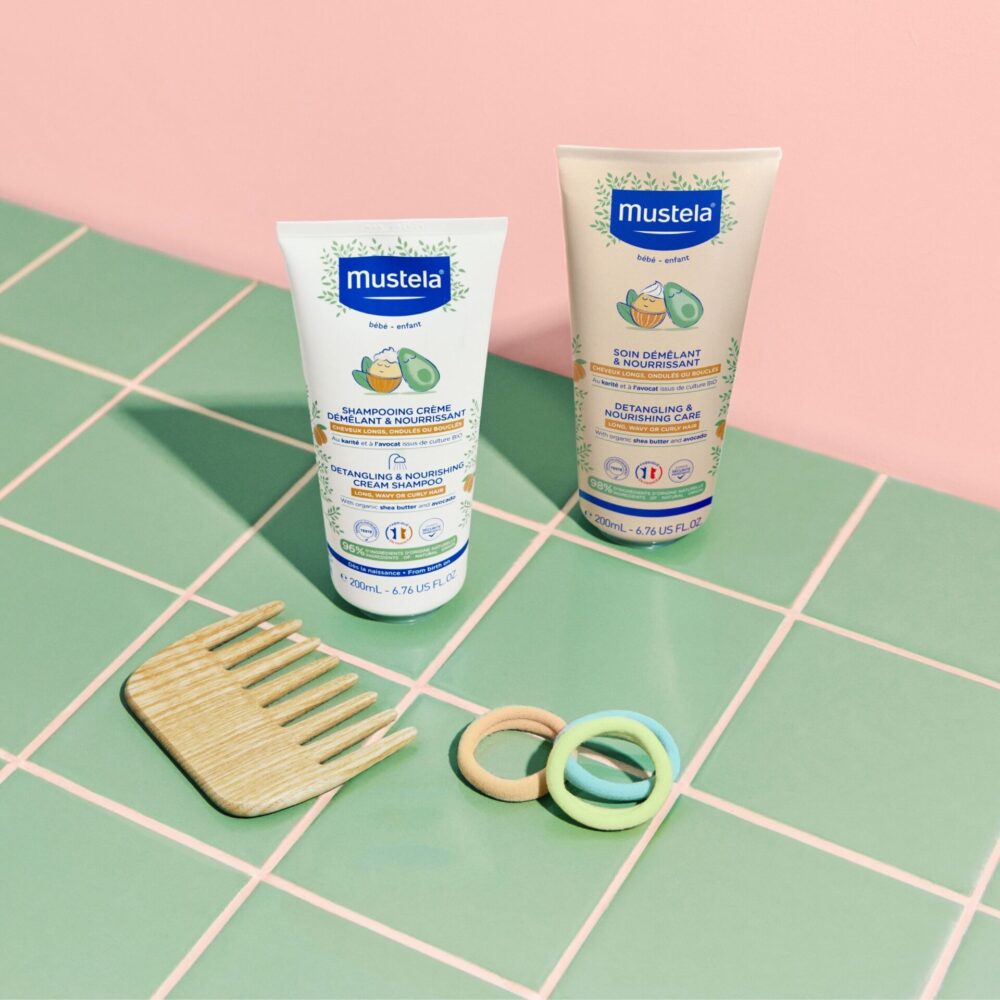 Mustela shampooing crème démêlant et nourrissant 200ml