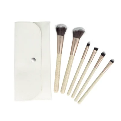 Titania Set de 6 Pinceaux + Pochette - 2924